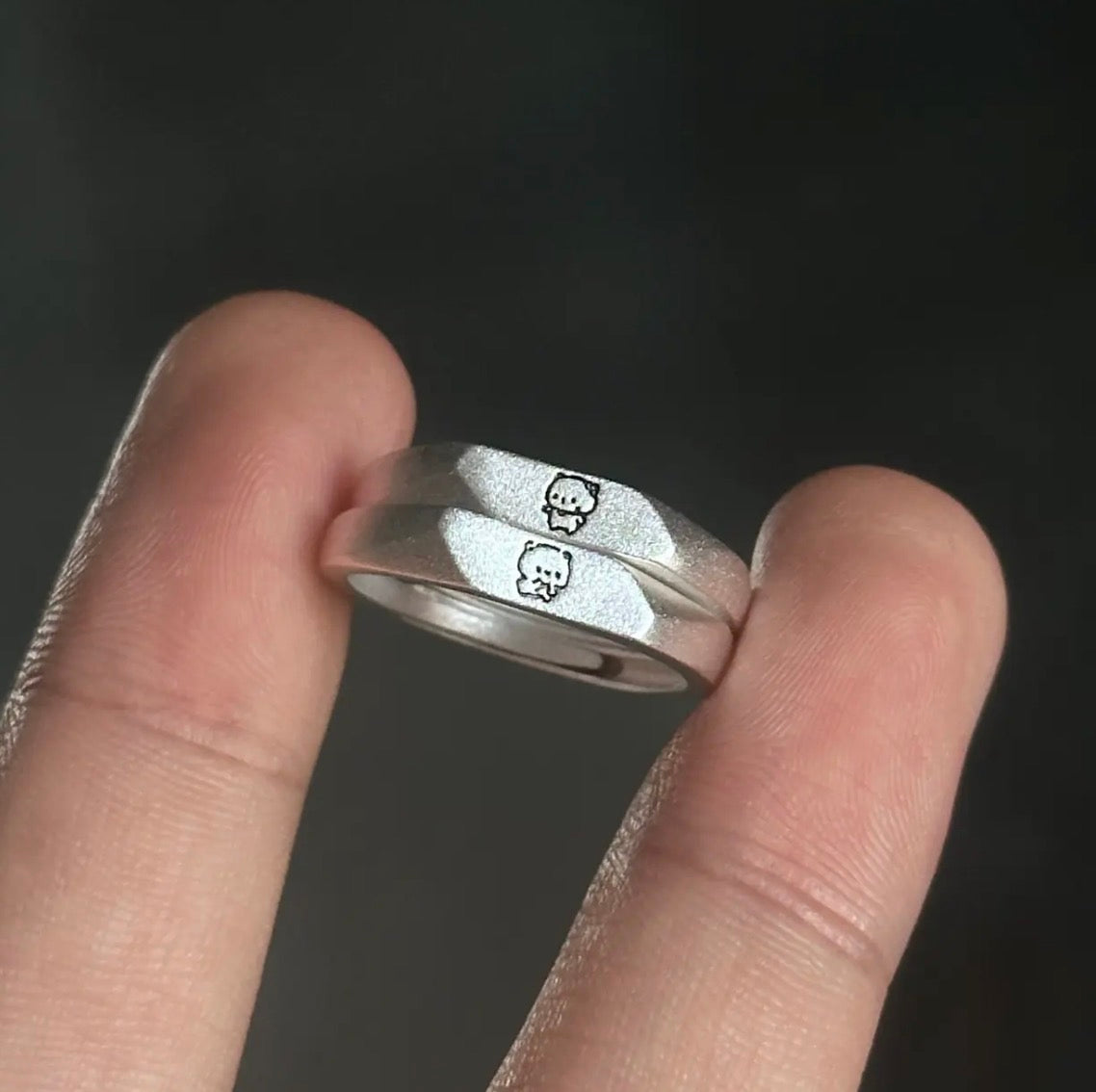 Bubu Dudu Cute Couple Open Ring Adjustable
布布一二可爱活口对戒情侣可调节戒指