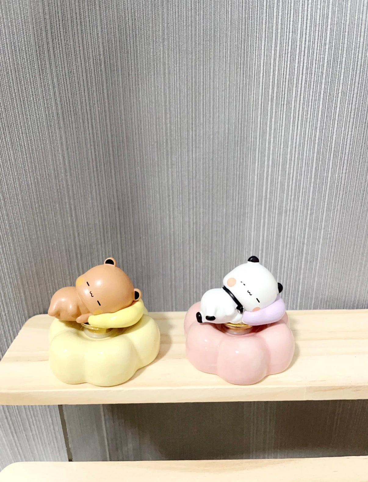 Ceramic Bubu Dudu Rotating Ornament | 陶瓷底座一二布布转转摆件
